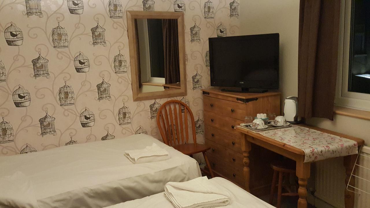 Maindee Guest House Barrow-in-Furness Екстериор снимка